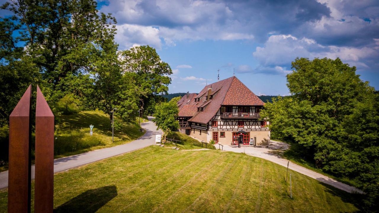 Hotel Hofgut Hohenkarpfen Hausen ob Verena Zewnętrze zdjęcie